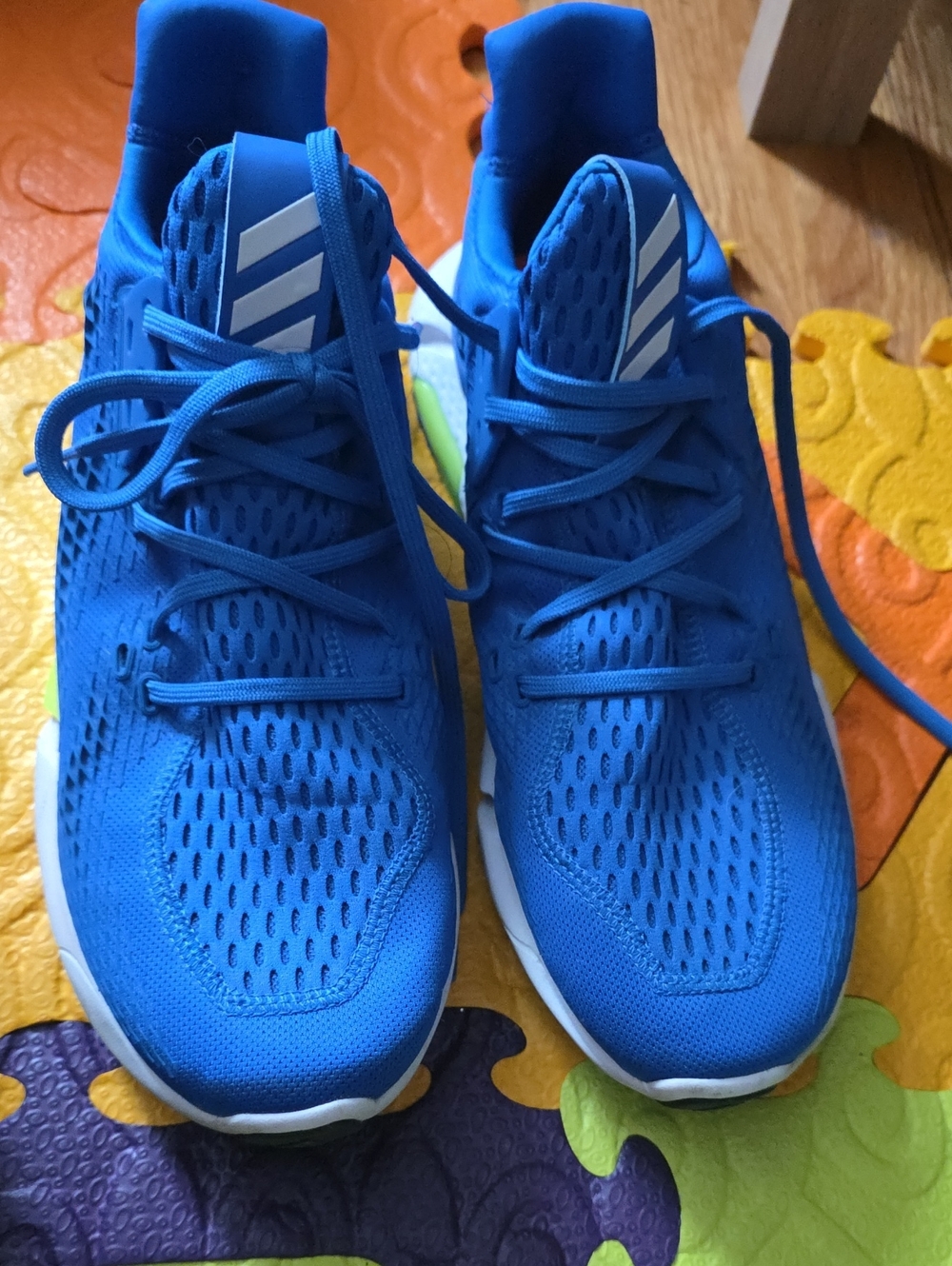 adidas Mens Royal Blue Mesh Sneakers.  Barely Worn.